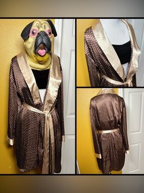 Amazing, VINTAGE robe!!